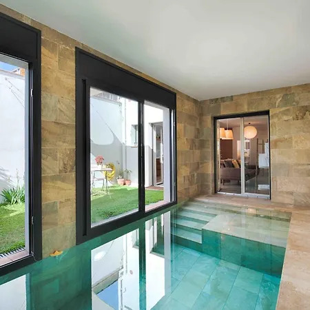 Loft Con Piscina Climatizada De Agua Salada Y Parking En El Centro De Figueres Apartment