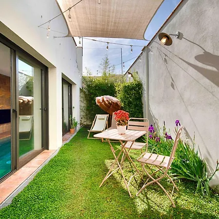 Loft Con Piscina Climatizada De Agua Salada Y Parking En El Centro De Figueres